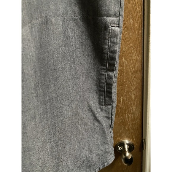 FIGS Rafaela Scrub Top V-Neck Graphite Grey Sleeveless M WXXSW1003 PO#1273 - Picture 5 of 15